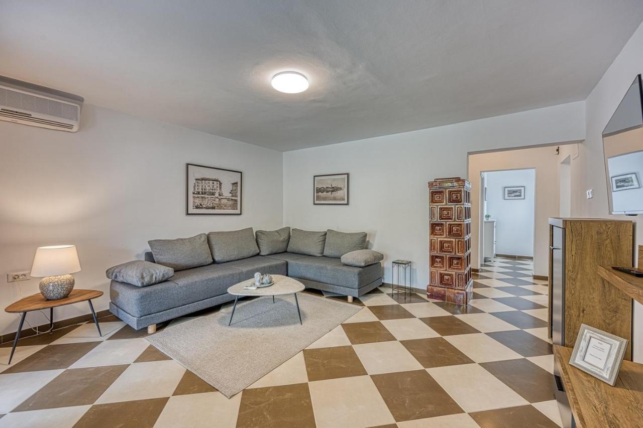 פורץ Apartments Claudio מראה חיצוני תמונה